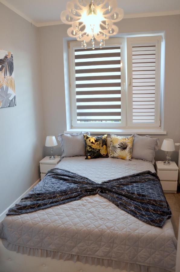 Apartament Deluxe 1 Oswiecim Bagian luar foto