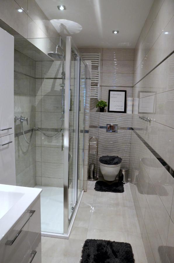 Apartament Deluxe 1 Oswiecim Bagian luar foto