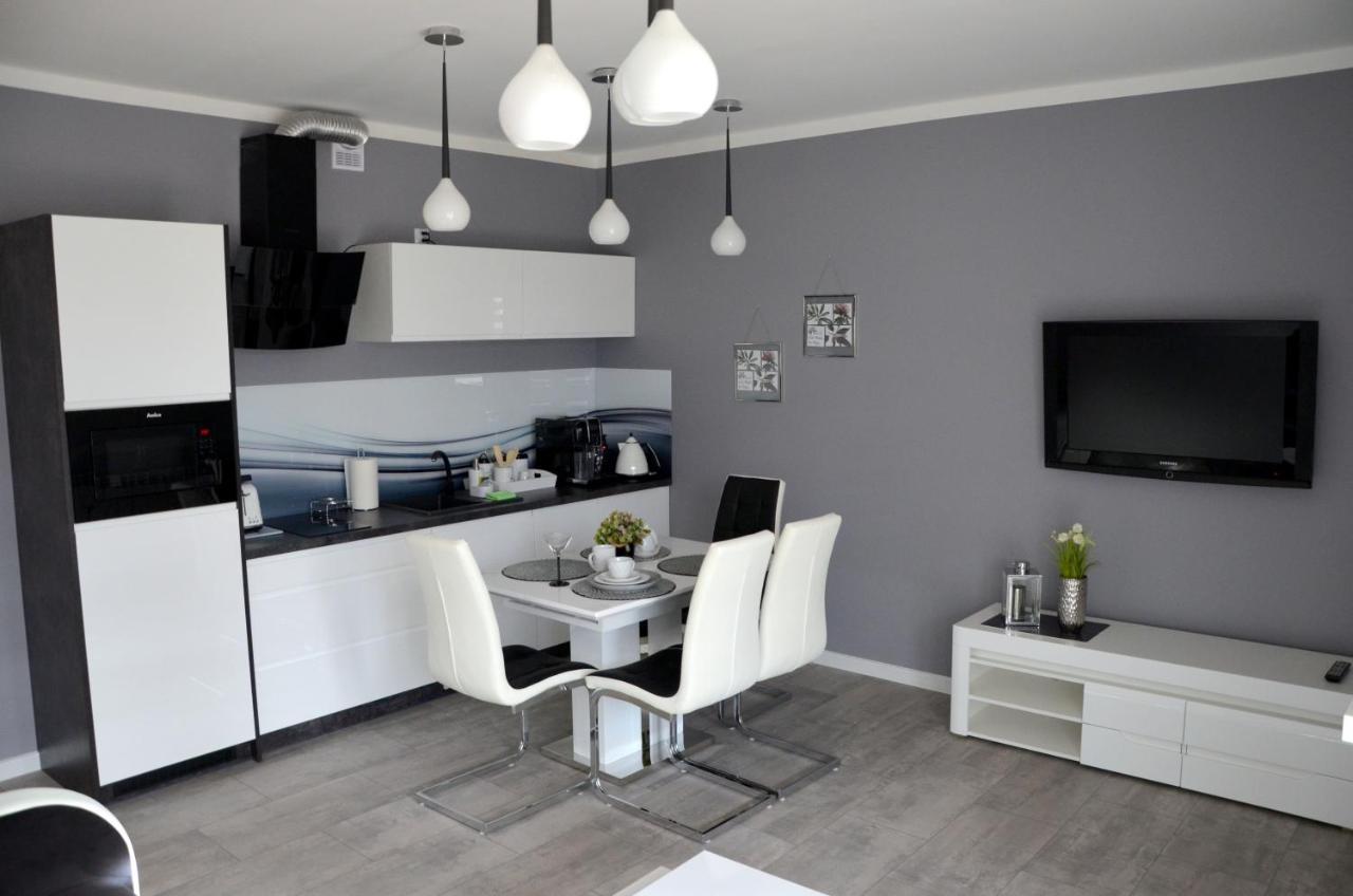 Apartament Deluxe 1 Oswiecim Bagian luar foto