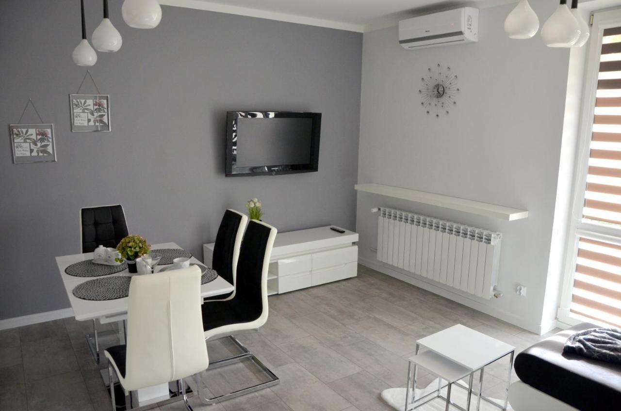 Apartament Deluxe 1 Oswiecim Bagian luar foto