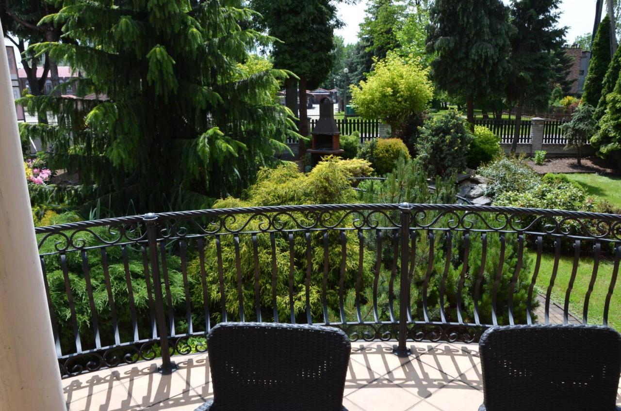 Apartament Deluxe 1 Oswiecim Bagian luar foto